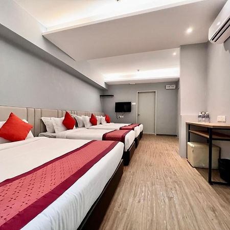 Bayu 23 Hotel 코타키나발루 외부 사진
