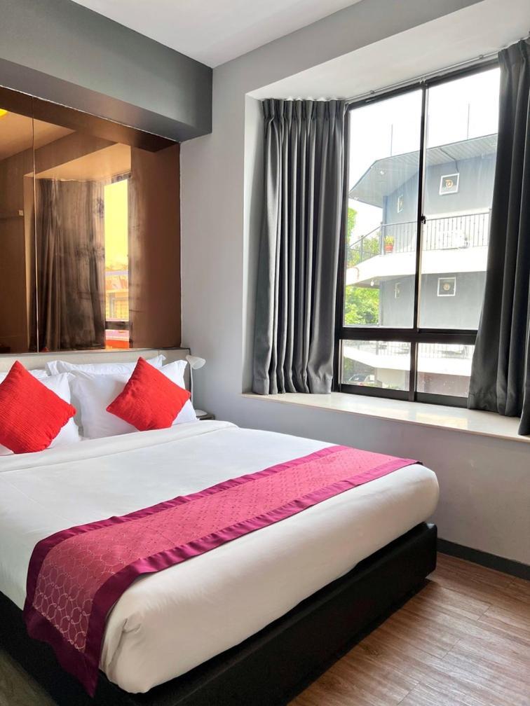 Bayu 23 Hotel 코타키나발루 외부 사진